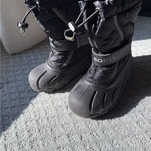 Sorel Black Nylon and Rubber Winter Boots